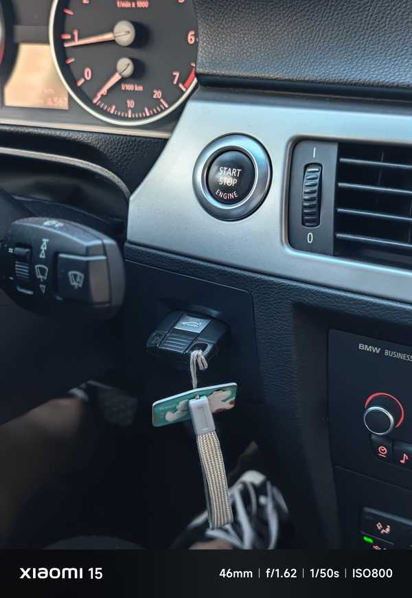 以前的燃油车，有哪些「好玩但鸡肋」的功能设计？