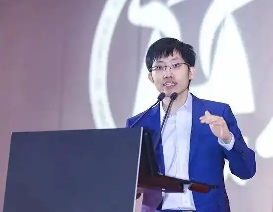 曝梁文锋称 DeepSeek「没有组织」，每个人有一半时间完全自由、没有 KPI，怎样看待这种企业文化？